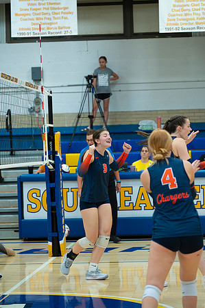 2024 IW Varsity Volleyball-111