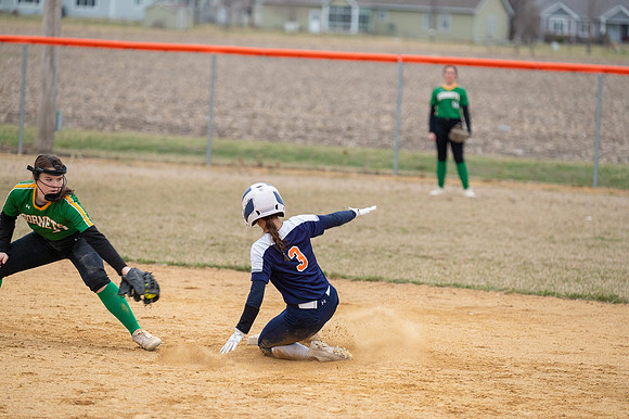 2025 IW Varsity Softball-78